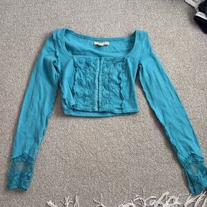 Turquoise long sleeve top